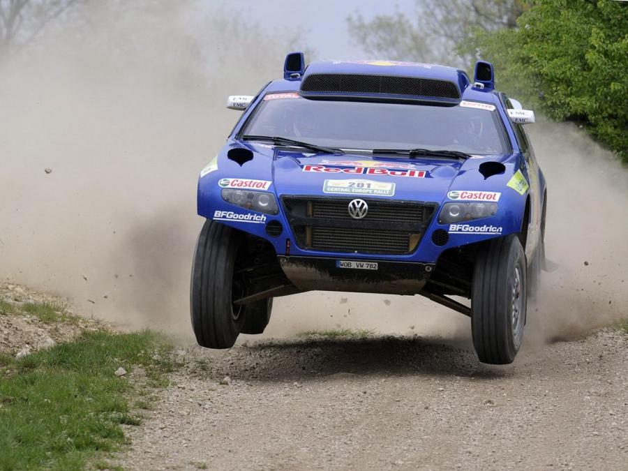  Volkswagen Touareg Race 2004 года  (фото 13 из 15)